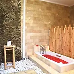 Arona Villa Sanur